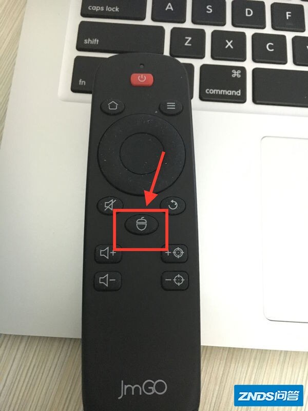 坚果家用投影仪如何切换超清接口
