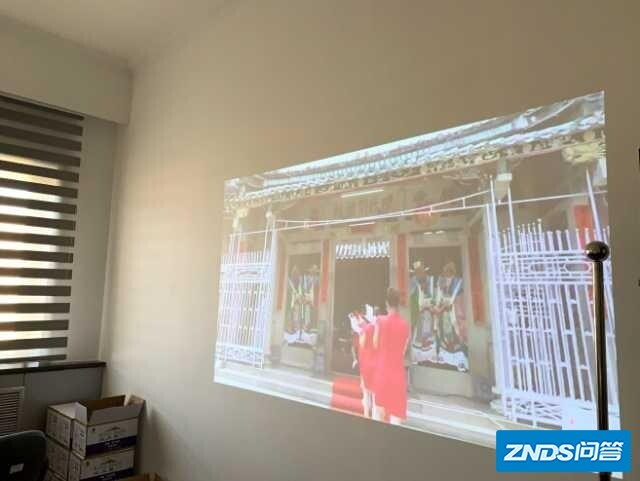 貌似近期当贝家用投影D2H上市，当贝D2H和极米z6哪个亮度高呢？