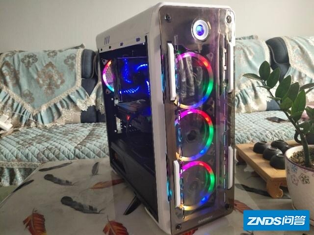 4500预算，不算显示器，配台游戏主机？