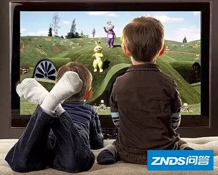 两岁多的孩子一般看多久的电视机？