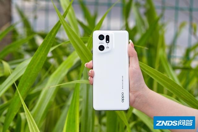 find x5 pro陶瓷版和素皮版如何选？