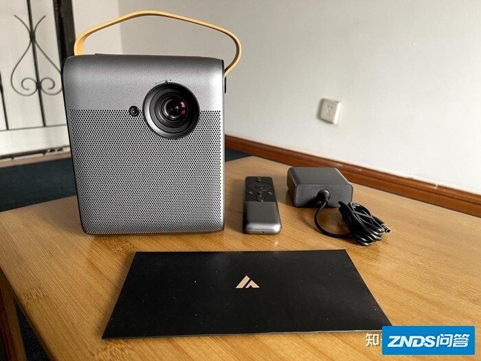 峰米家用投影仪Smart，让未来目前到来