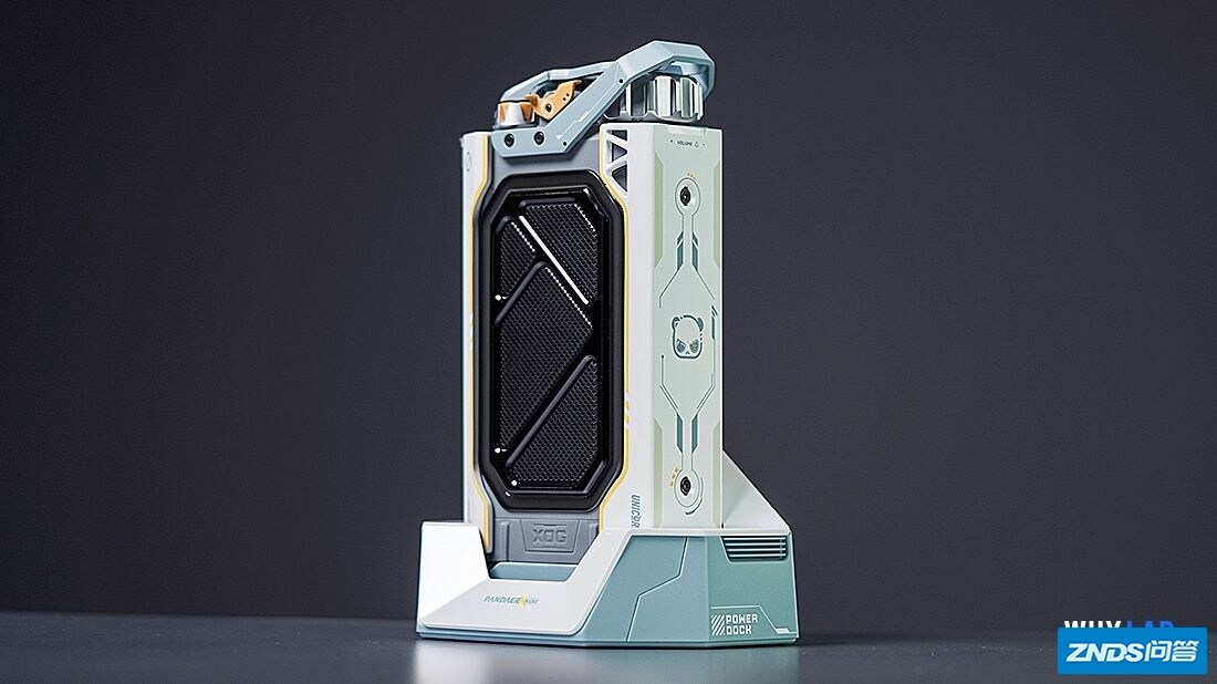 这款联名的「机械」音箱，目前有钱也买不到？