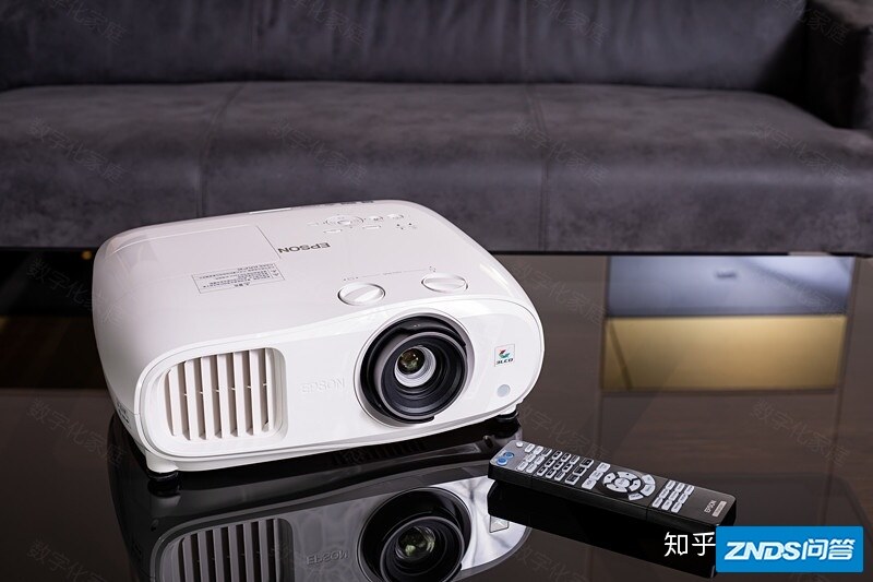 争霸万元客厅4K影院 从CH-TW7000看爱普生的4K争霸之路