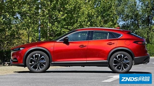 马上毕业了，爸爸给我20万，让买车代步，选CX-4或是CX-5，CX-4红色内饰如何样？