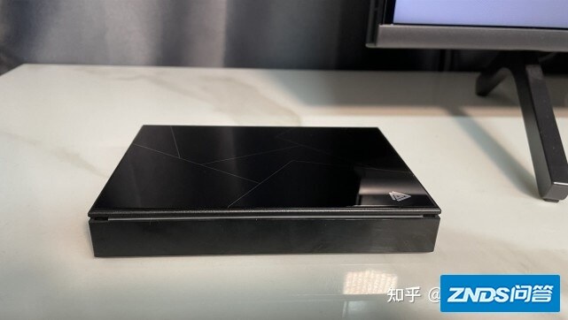 腾讯极光4Pro如何样？更上一代比值得买吗