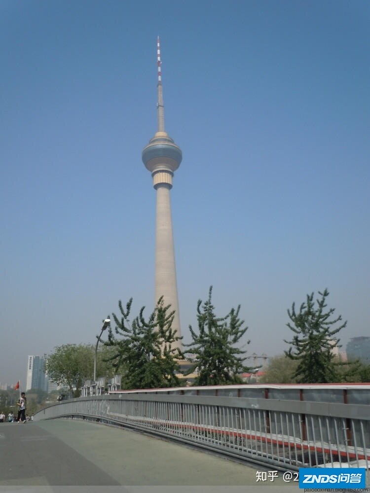 北京：“京城浪漫之巅”-中央电视机塔旋转餐厅