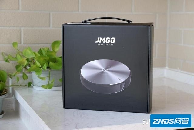 打破家用投影价格昂贵神话！良品坚果G7上手评测