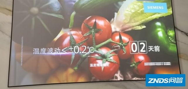 家用投影仪在家使用省事么，白天可以正常观看么？
