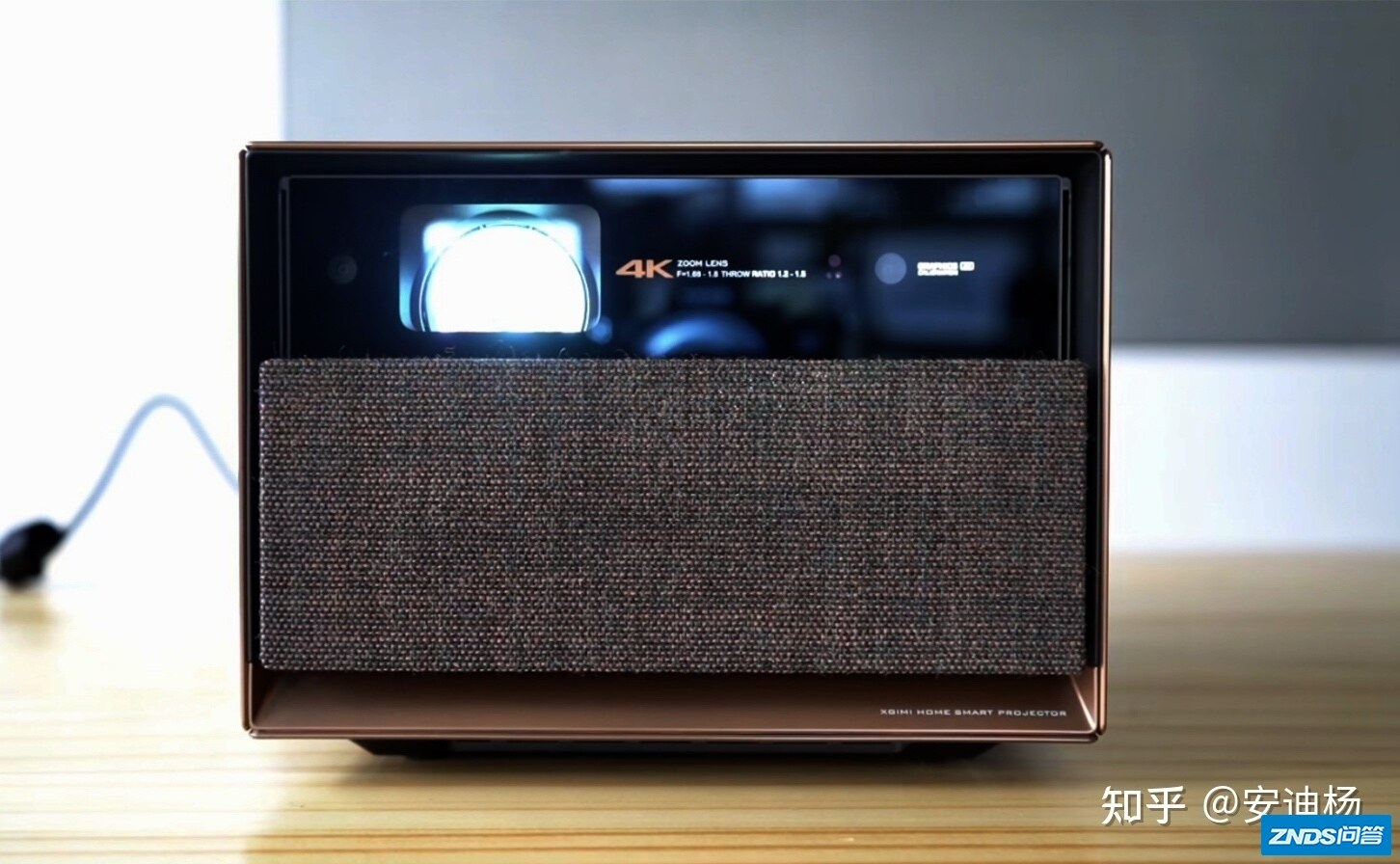 家用投影仪是选极米rs pro2或是优派748？