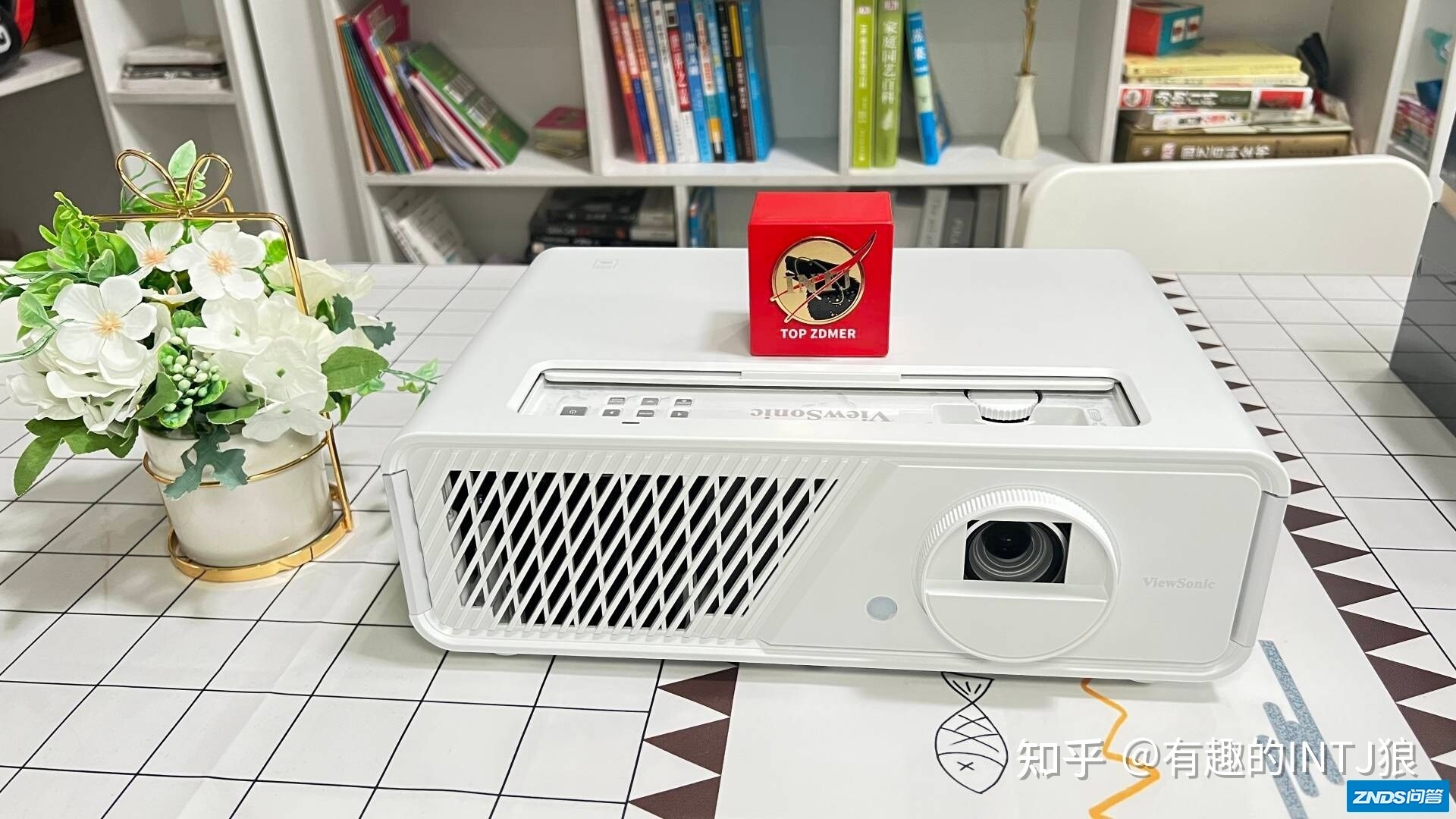 优派Q20，大芯片0.65来了！画质细腻。带系统镜头位移 ...