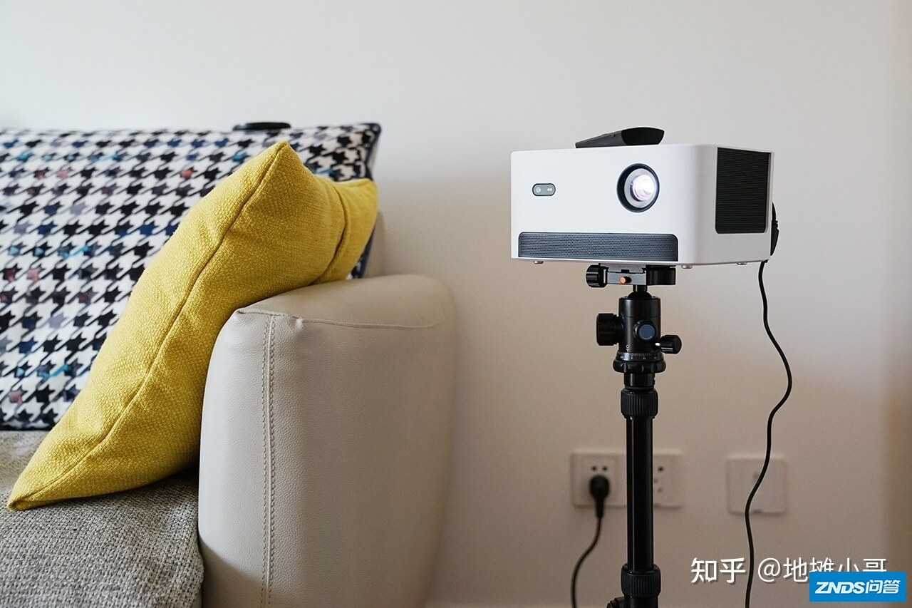 2021年10款高性价比家用家用投影仪推荐，看看有没有你正在用的 ...