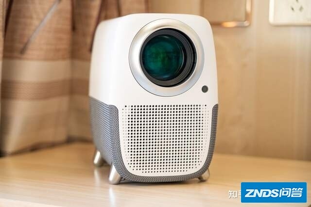 泰捷WEBOX T1家用投影仪好用吗？能媲美三千家用投影仪？