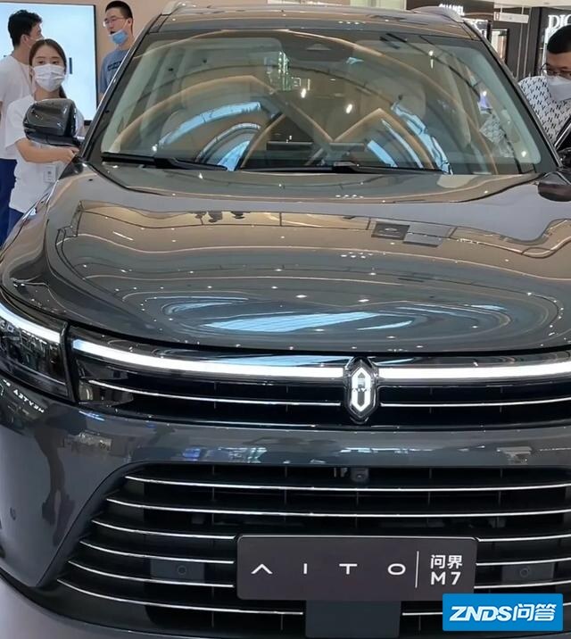 华为最新推出问界M7，增程式电动车是鸡肋或是未来？