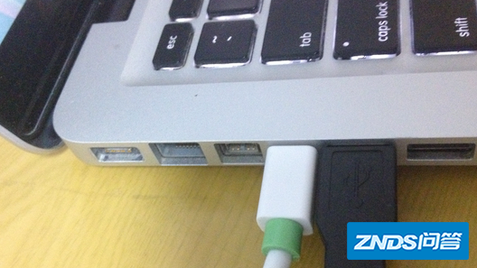 MacBook怎么连接投影仪