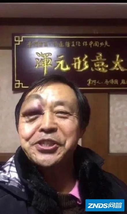 大佬们，我刚买了一台ps4 Pro请教一下，如果要玩我是要买光盘或是游戏里面买游戏下载？