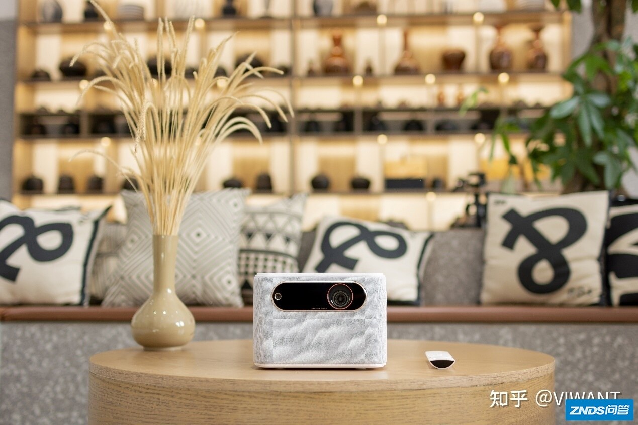 联想敦煌博物馆联名推出多款定制新品 用敦煌IP引领国潮范