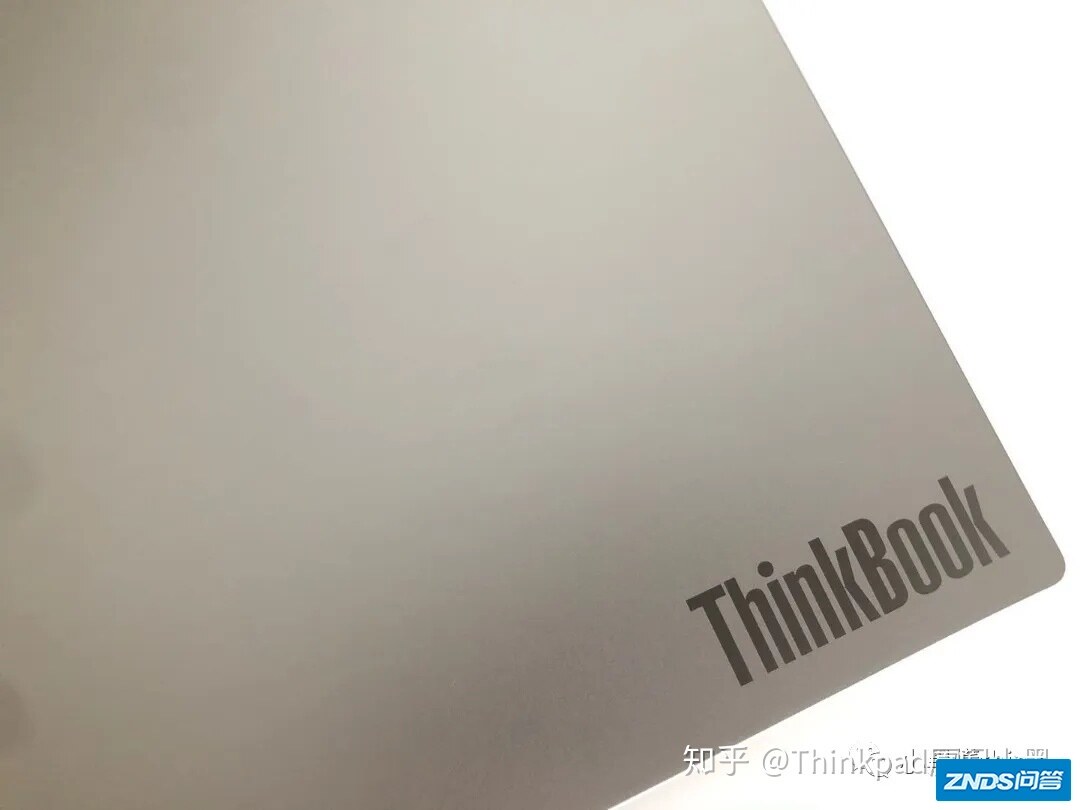 [评测] ThinkBook 15-外观评测——年轻时尚的全能商务本-4.jpg