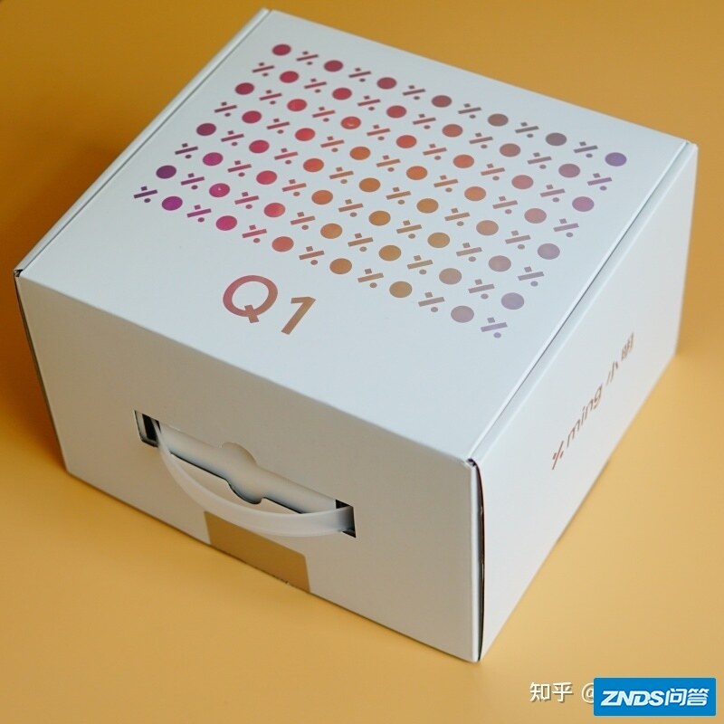 年轻人的第一台家用投影仪？小明Q1迷你家用投影仪上手