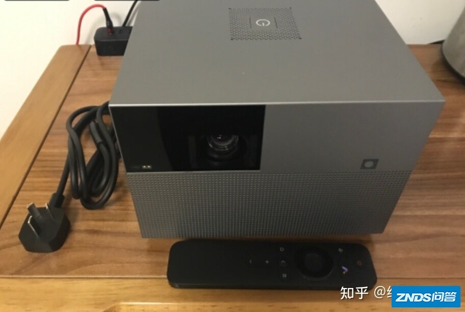 为啥搜索极米、坚果、当贝家用投影总是会出现峰米的评论？峰 ...-7.jpg