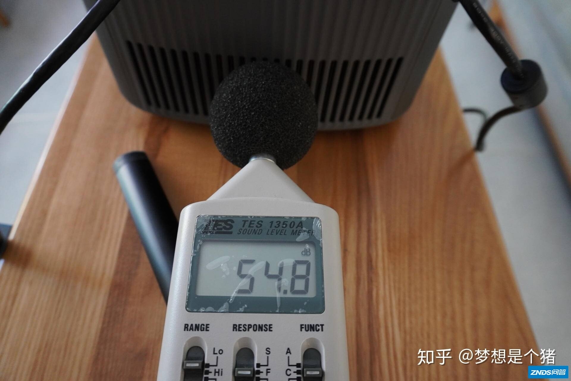极米H3加入战队，坚果J10&极米H3横向PK-48.jpg