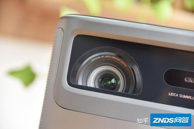 多角度分析坚果O1Pro与坚果J10S该如何选