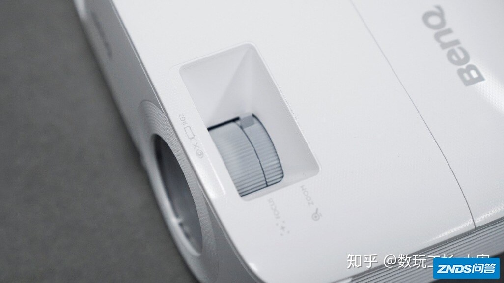 无线投屏、网课利器，明基E520无线家用投影仪开箱测评-4.jpg
