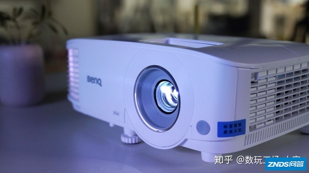 无线投屏、网课利器，明基E520无线家用投影仪开箱测评-5.jpg