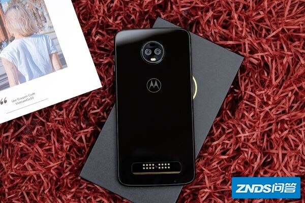 如何评价摩托罗拉新机 Motorola Z3?-12.jpg