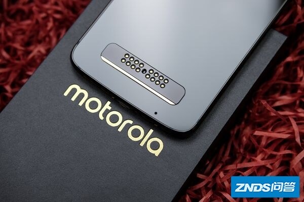 如何评价摩托罗拉新机 Motorola Z3?-14.jpg