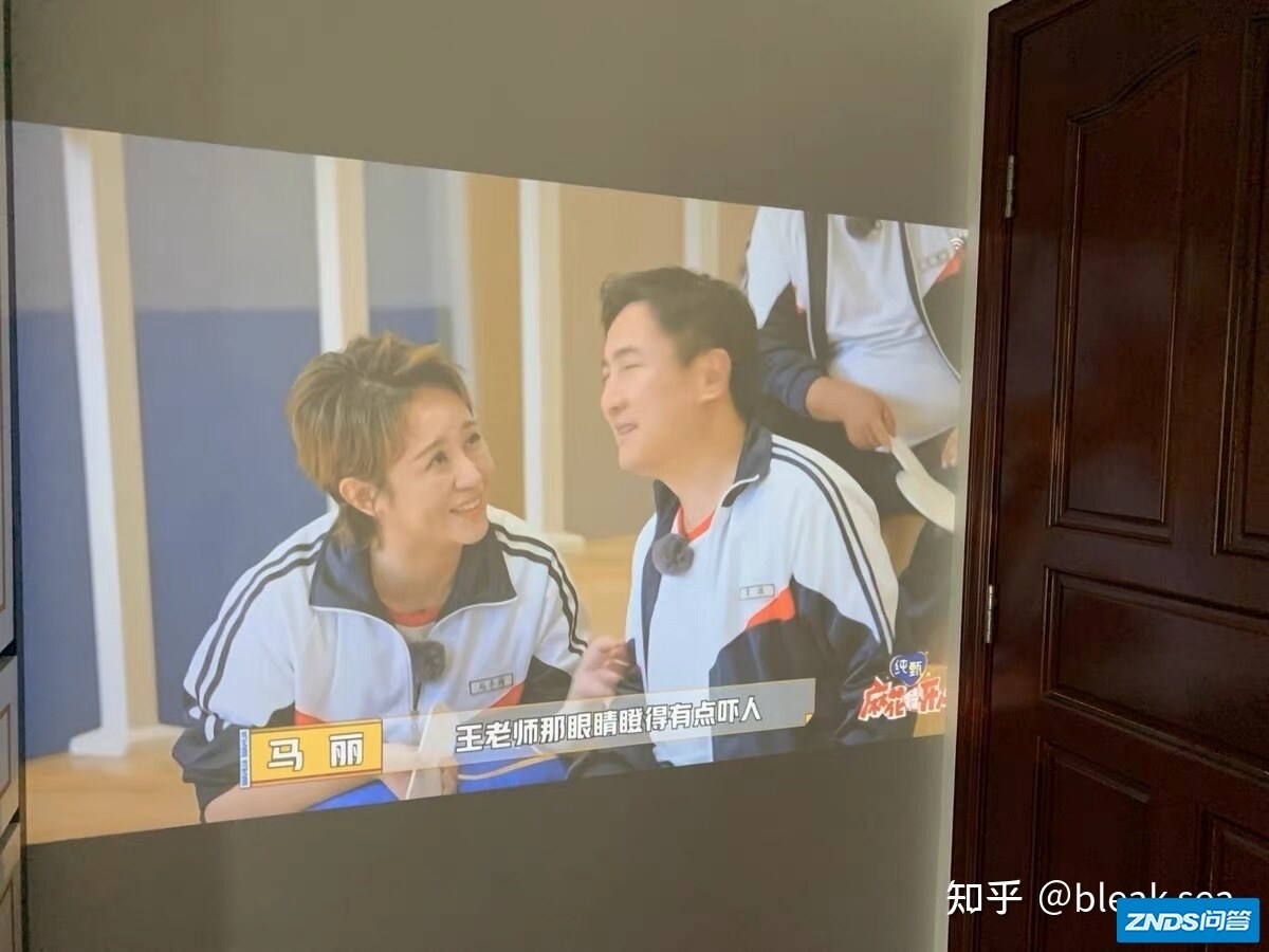 千元左右家用投影仪有何推荐？千元家用投影仪深度测评！-3.jpg
