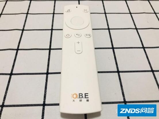 “口袋里的便携商务影院”大眼橙x1家用投影仪全网首测-4.jpg