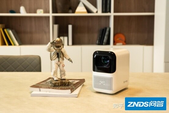 小明Q1 Pro家用投影仪，拥有越级体验的千元家用投影产品