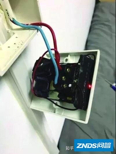 出租房暗藏针孔摄像头五个月 专家教你如何排查！