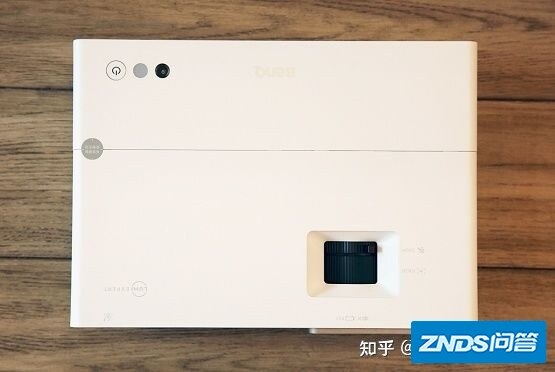 【白天可用】家用家用投影仪推荐排行！多少流明的家用投影仪白天能 ...-19.jpg