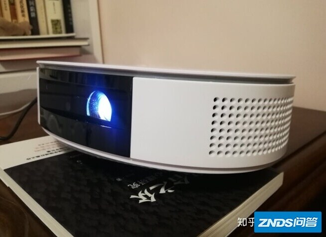 2020年两千元左右家用家用投影仪哪款好？
