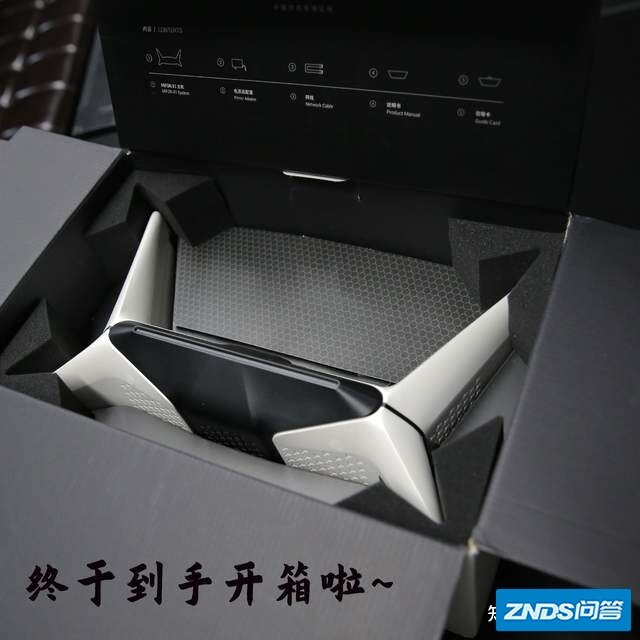 1200元超炫酷路由器开箱，不打游戏还需要电竞路由器吗 ...