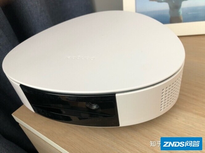 2000左右性价比最高的家用家用投影仪求推荐...？