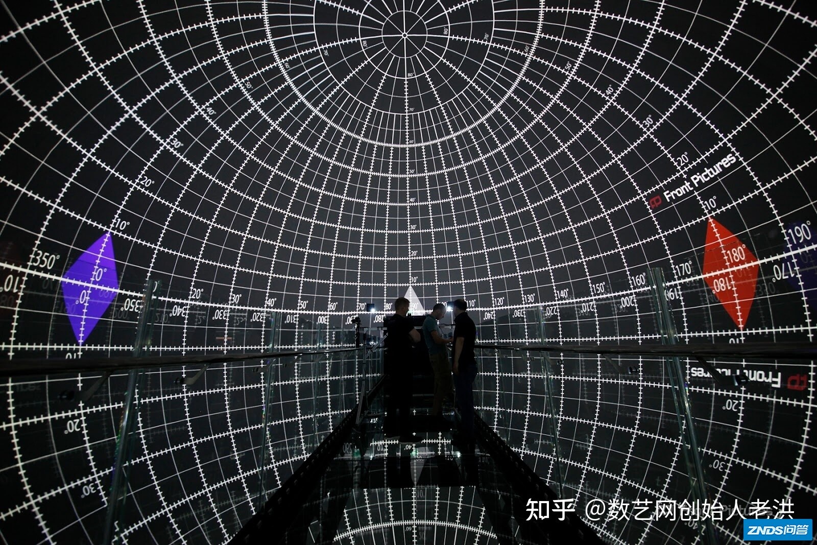 沉浸式空间 | 韩国首家360°球形穹幕家用投影剧院-4.jpg
