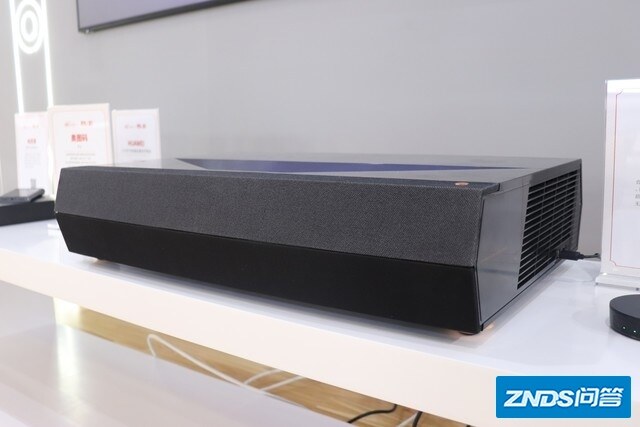 奥图码P1激光电视机获Best of CES Asia大奖-2.jpg